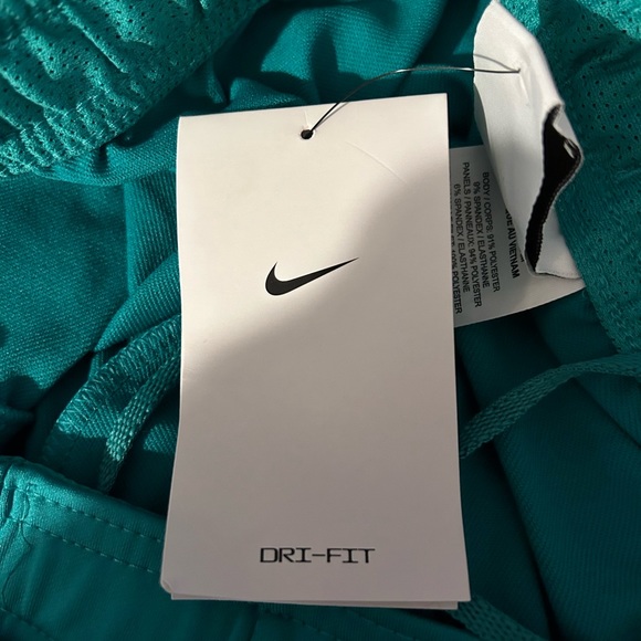 NWT Nike Women's  Dri-Fit Strike Soccer Pant Green  Joggers Track Sz XL - Picture 5 of 5